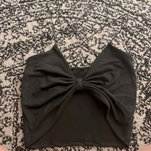 Black cross strap cropped tank top